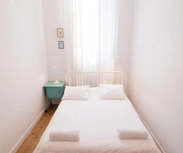 Bed And Beach *